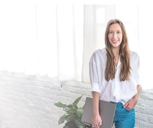 hombe-hero-bg-mobile-min